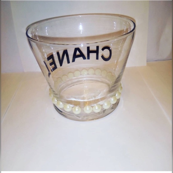 Makeup brush holder - Picture 2 of 3